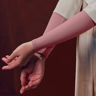 Luna Sleeves in Plum