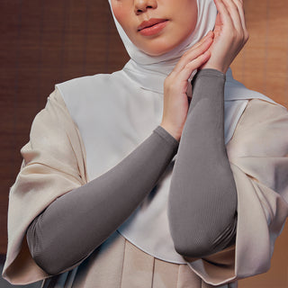 Luna Sleeves in Shadow