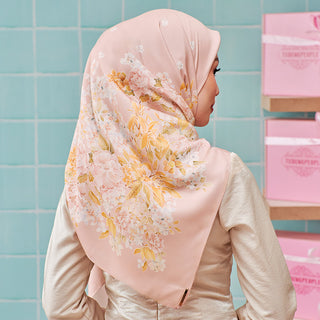 LE Batik Floral in Soft Pink (SQ)