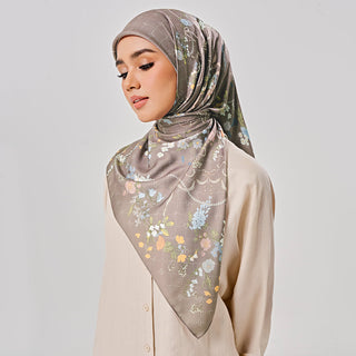 Soiree - Hazelnut (SQ)