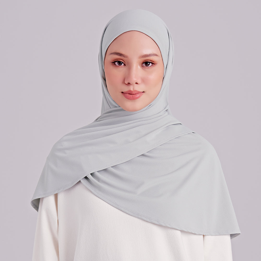 Najwaa Sport Niya in Swift