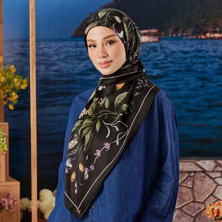 Vintage Summer - Blackberry (SQ) - Prints - TudungPeople
