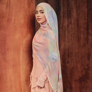 Aire in Candy - Prints - TudungPeople