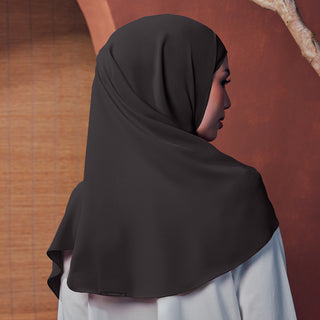 Niya Chiffon in Caviar
