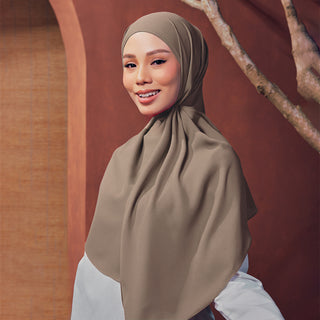 Niya Chiffon in Chive