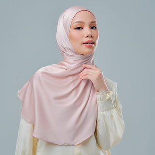 Inaya in Frosted Tulip