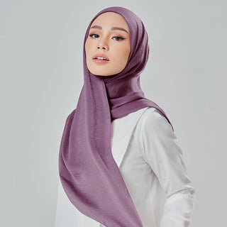 Niya Satin in Grape - TudungPeople
