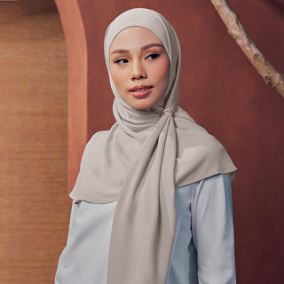 Niya Chiffon in Koala