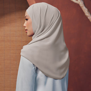 Niya Chiffon in Koala