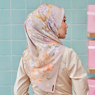 LE Batik Floral in Nude Brown (SQ)