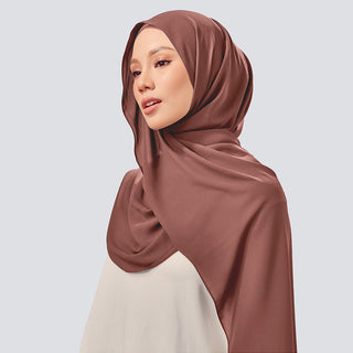 Nluxe in Pecan
