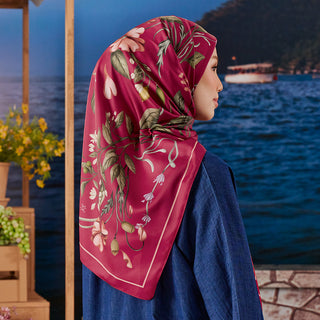 Vintage Summer - Pomegranate (SQ) - Prints - TudungPeople