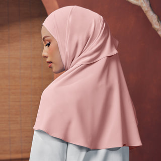 Niya Chiffon in Too Shy