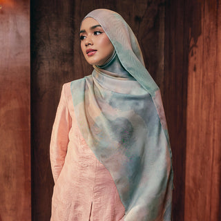 Aire in Seasalt - Signatures - TudungPeople