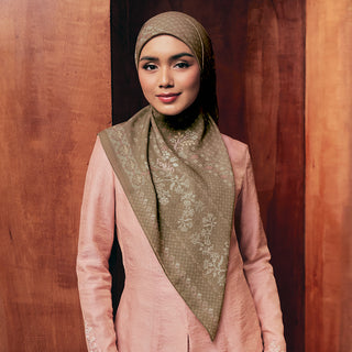 Cross Stitch - Oregano (SQ)