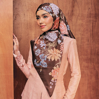 LE Heirloom - Dark Brown (SQ)