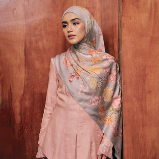 LE Heirloom - Grey - Prints - TudungPeople