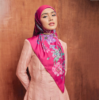 LE Heirloom - Magenta (SQ) - Prints - TudungPeople