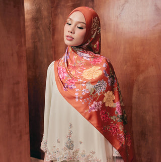 LE Heirloom - Orange - Prints - TudungPeople