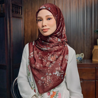 Laman - Mahogany (SQ)