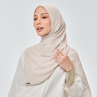 Nluxe in Sea Pearl