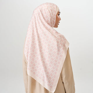 Niya Neu - Custard (SH)