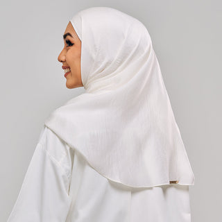 Niya Satin in Chalk - Instants - TudungPeople