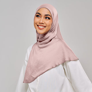 Niya Satin in Verbena - Instants - TudungPeople