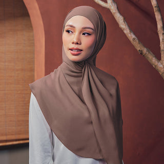 Niya Chiffon 2.0 in Cattail