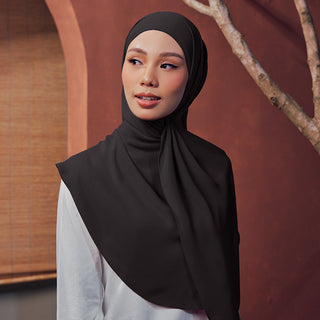 Niya Chiffon 2.0 in Caviar