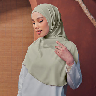 Niya Chiffon 2.0 in Celery