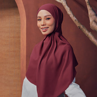Niya Chiffon 2.0 in Dark Ruby