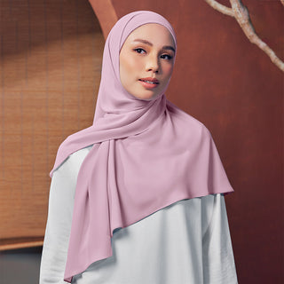 Niya Chiffon 2.0 in Lola