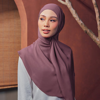 Niya Chiffon 2.0 in Old Violet