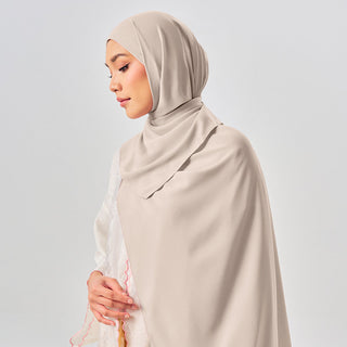 Niya Chiffon 2.0 in Milktea