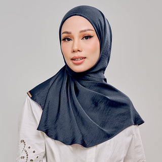 Niya Satin 2.0 in Duke