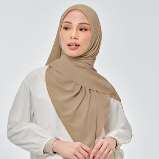 Nluxe in Dark Gold
