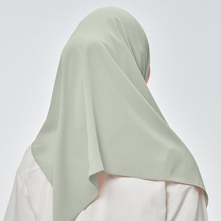 Nluxe in Spearmint