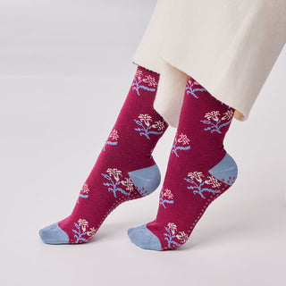 Scarlet Sky Grip Socks - Accessories - TudungPeople