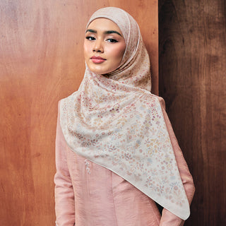 Trinket - Cream (SQ)