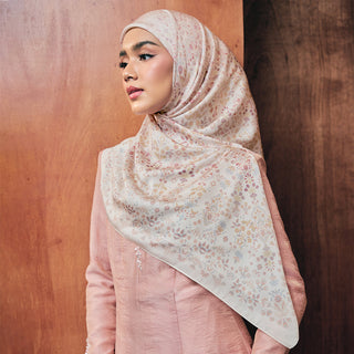 Trinket - Cream (SQ)