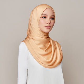 Sofya in Grapefruit