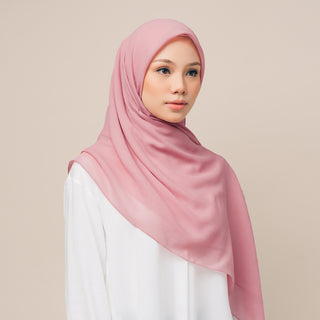 Suri - Lily (SQ)