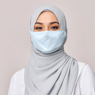REUSABLE FACE MASK IN COOL SILVER